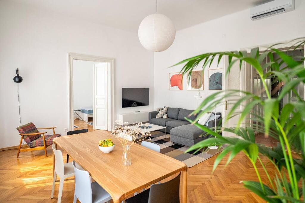 Apartment Herzer Zagreb Eksteriør billede